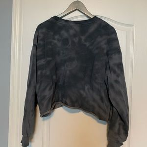 tie dye crop sweatshirt